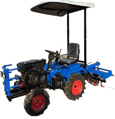 경운기가있는 미니 팜 트랙터